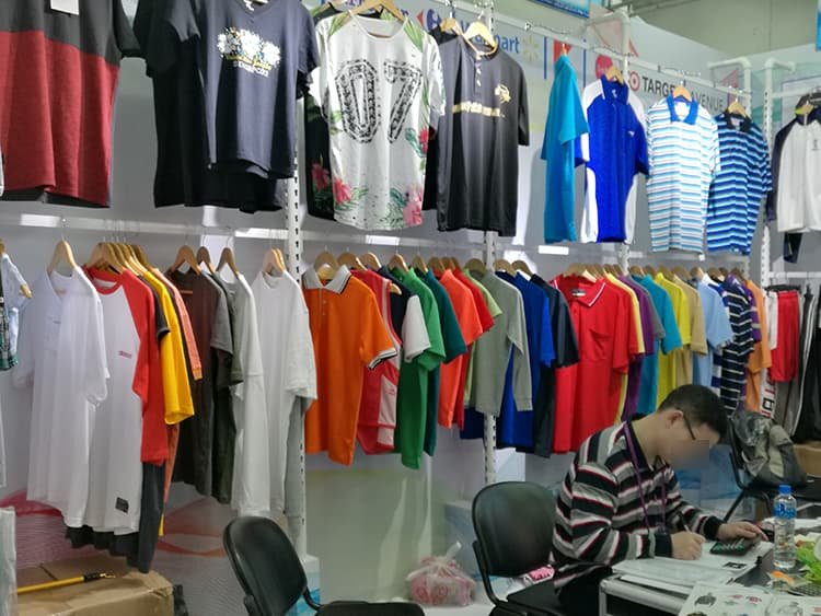 Sourcing T-shirt on Canton Fair