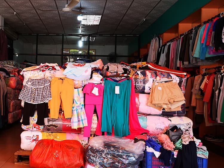 stock garments wholesale stores