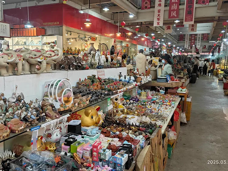 Ancient Nanfeng Kiln shopping
