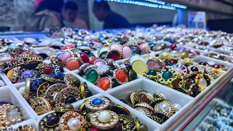 Garments buttons wholesale